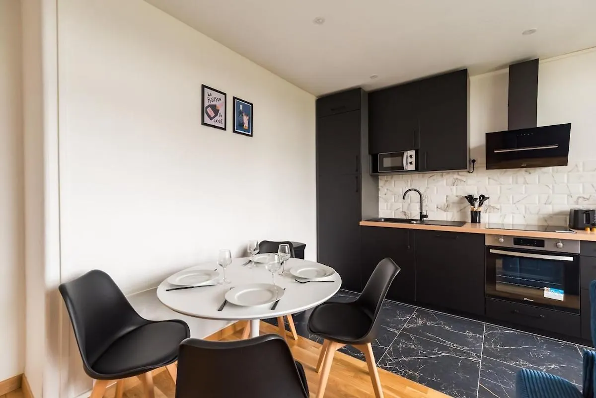 Hotel Lefort - La Bretonne Authentique Guingamp 0*,  Francia