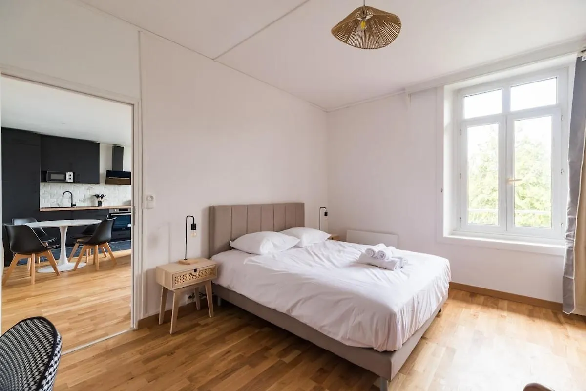 Hotel Lefort - La Bretonne Authentique Guingamp 0*,  Frankrike
