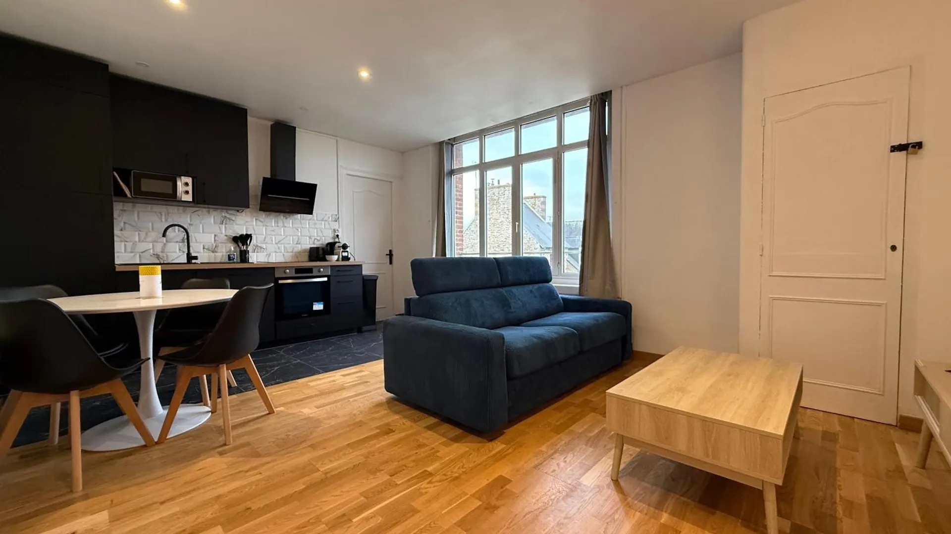 Hotel Lefort - La Bretonne Authentique Guingamp 0*,  Francia
