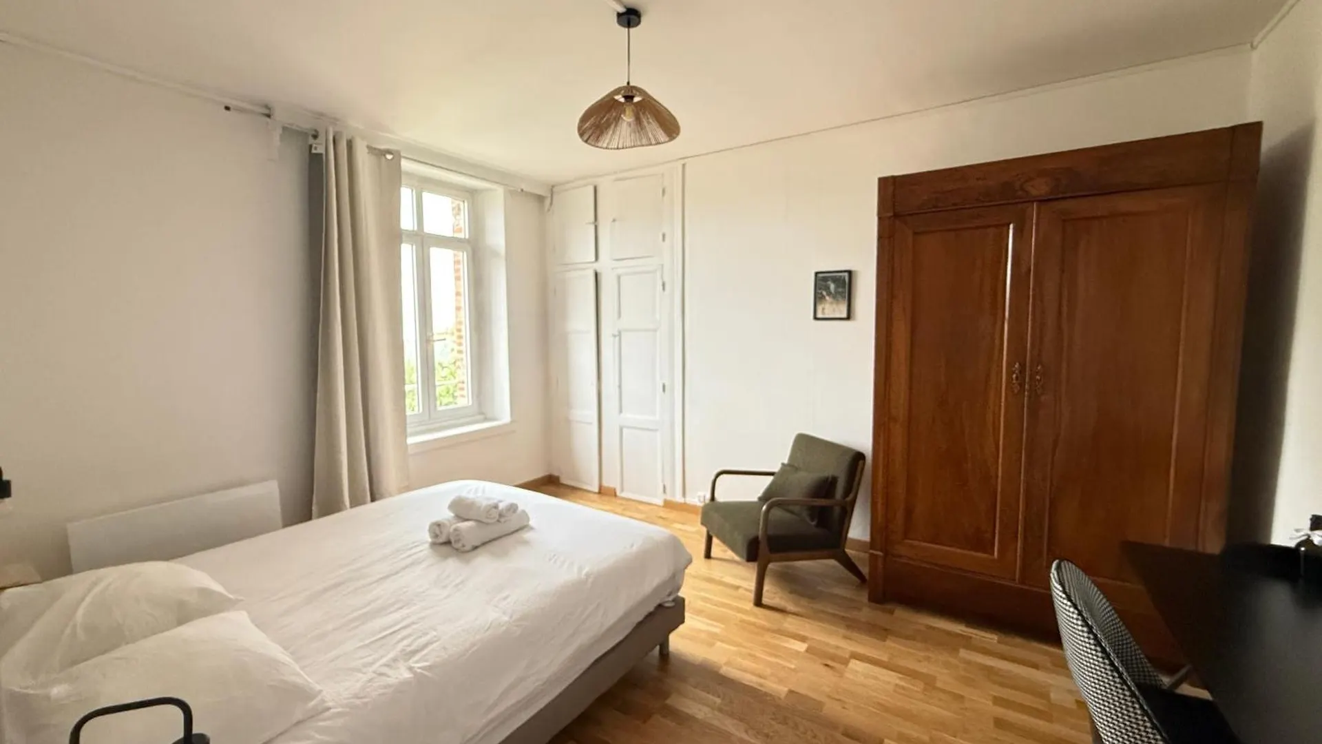 Hotel Lefort - La Bretonne Authentique Guingamp Lägenhet